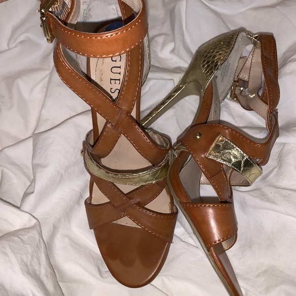 Guess Gold & Brown Heels - Picture 2 of 3
